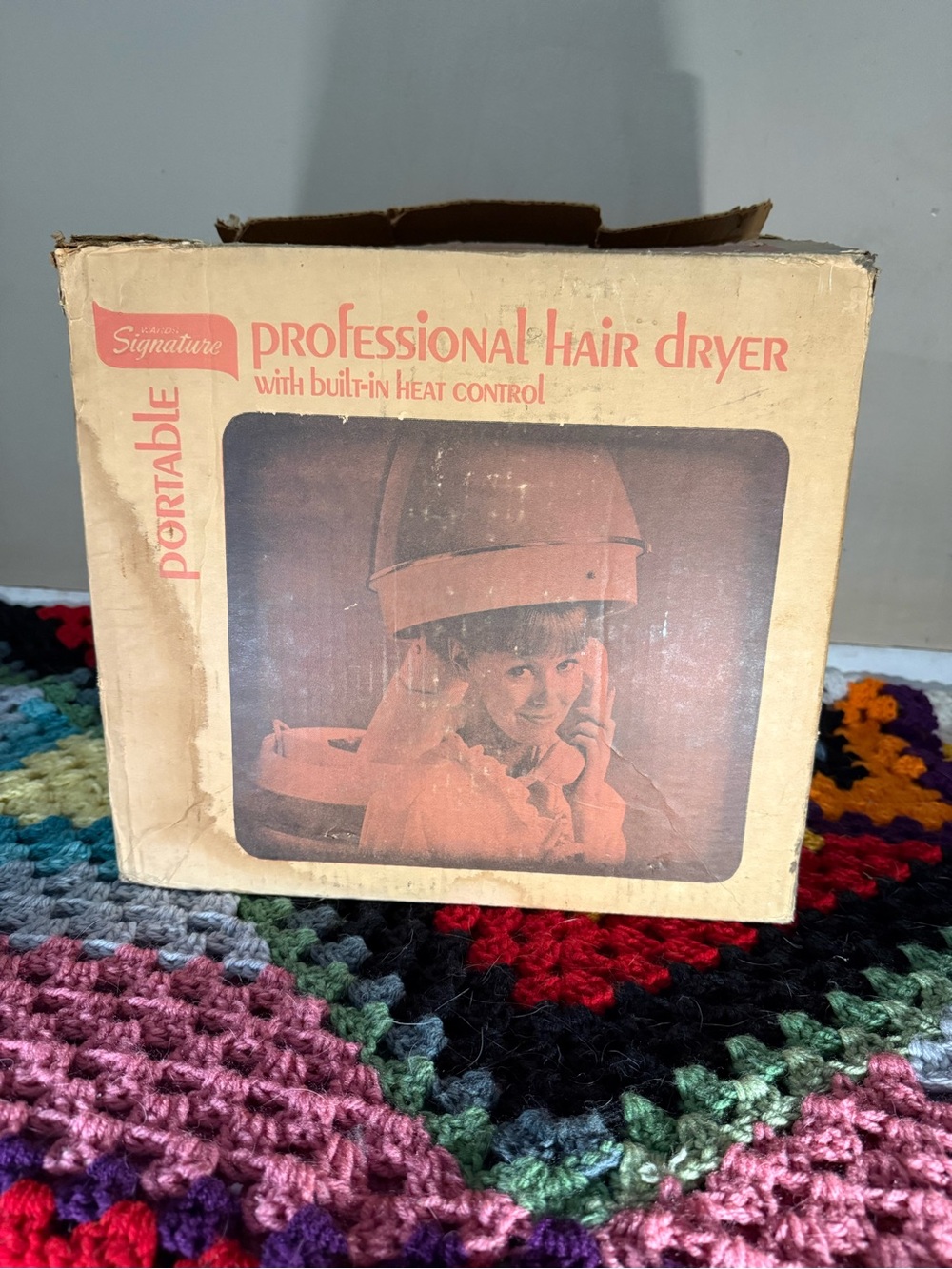 Vintage 1960s Signature Montgomery Warden Portable Professional Hair Dryer